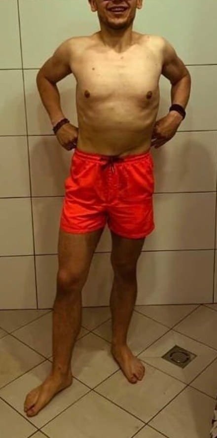 Po, iš priekio